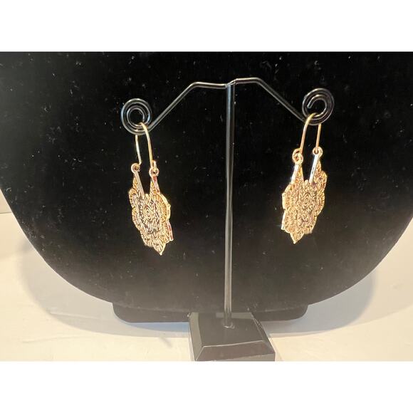 NEW Boho Mandala Flower Gold OR Silver Drop Dangle Tribal Ethnic Hoop Earrings - Picture 1 of 9